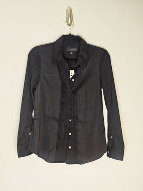 Banana Republic Black Pleated Front Button-Up Shirt